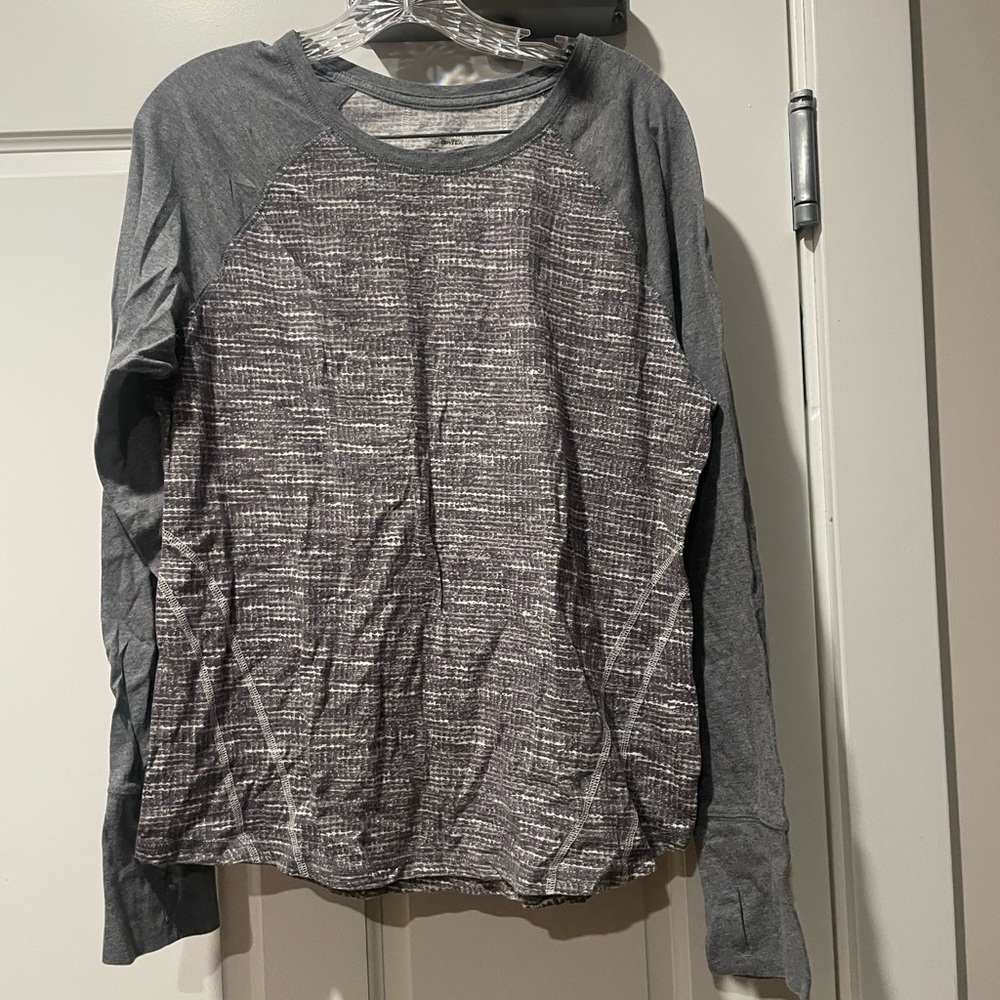 Tek Gear Heather Gray Long Sleeve Shirt size xl